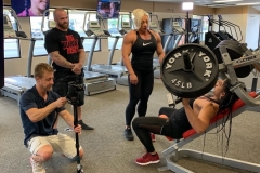 layla_chest_press